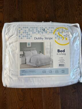 NEW! Sweet Home Collection Dobby Stripe King 8pc Set White